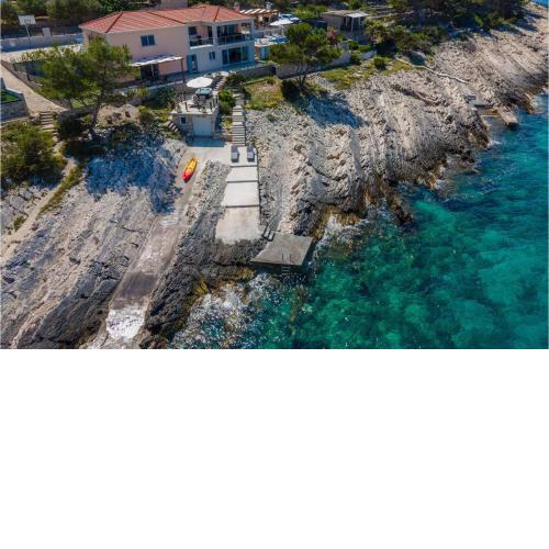 Awesome Home In Crnja Luka With Kitchen