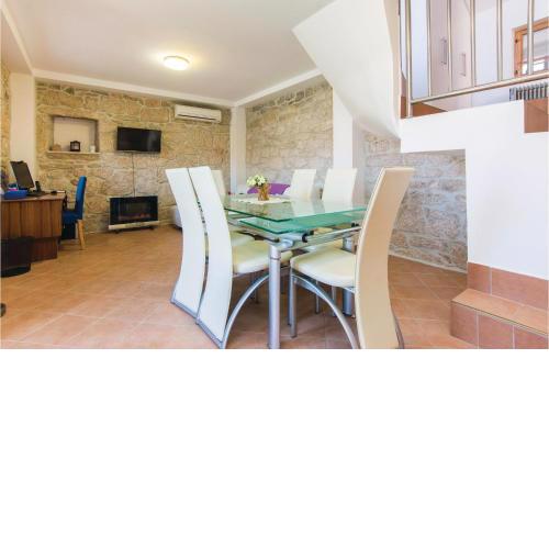 Awesome Home In Krusevo
