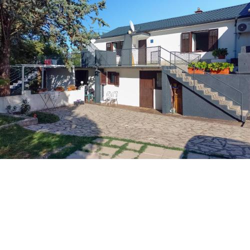 Awesome Home In Polje With Wifi