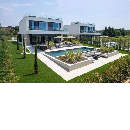 Awesome Home In Porec With Sauna