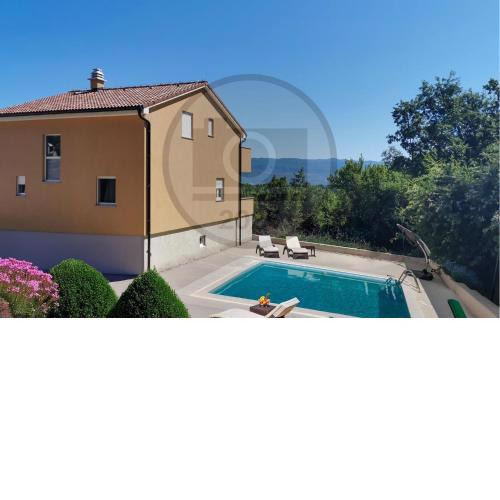 Awesome Home In Risika With House Sea View