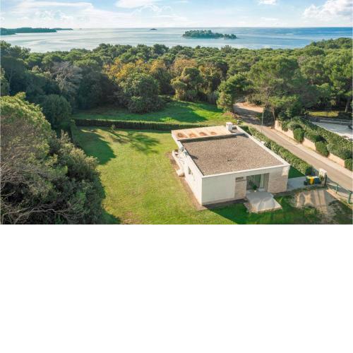 Awesome Home In Rovinj With Wifi