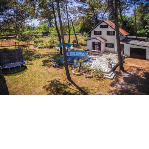 Awesome Home In Vodnjan With Wifi