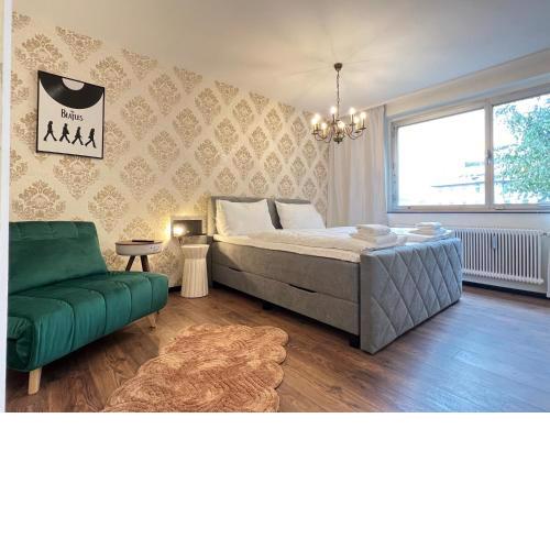 BaMo Studio - city living vintage