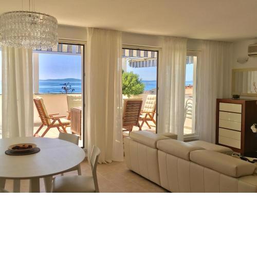 Beach Apartment Lux View