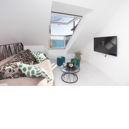 BEACH APARTMENT Renco