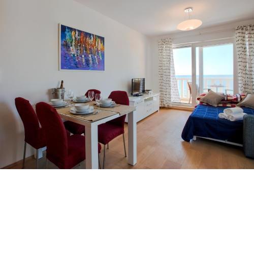 Beach Stay Apartment Ivon
