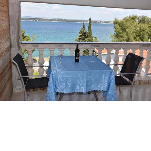 Beachfront - Vali