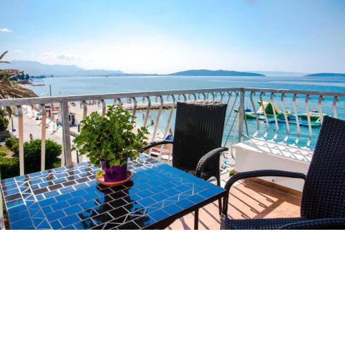 Beachfront Apartments Don