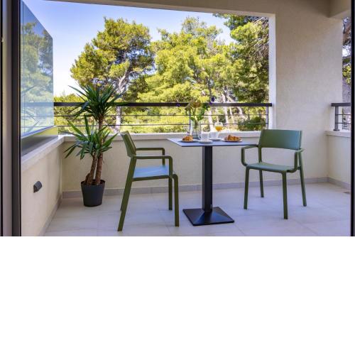 Beachfront Studio Pebble Residence Srzić