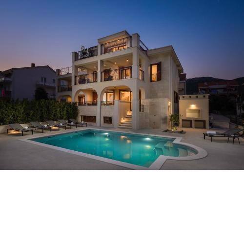 Beachfront Villa Armeria with Pool