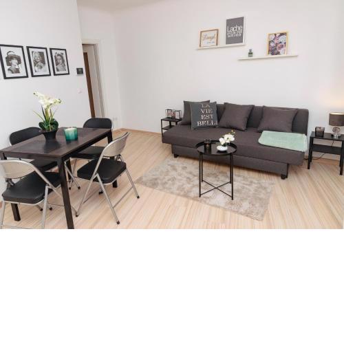 Beautiful 2-bedroom apartment near Schönbrunn