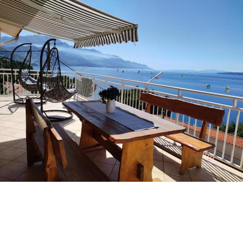 Beautiful apartment 80 m from the sea