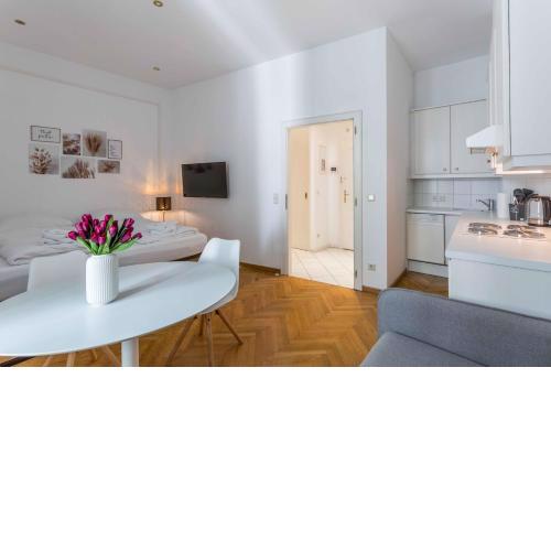 Beautiful Apartment City Center 4