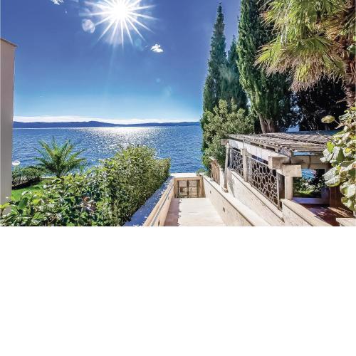 Beautiful Apartment In Crikvenica With Wifi