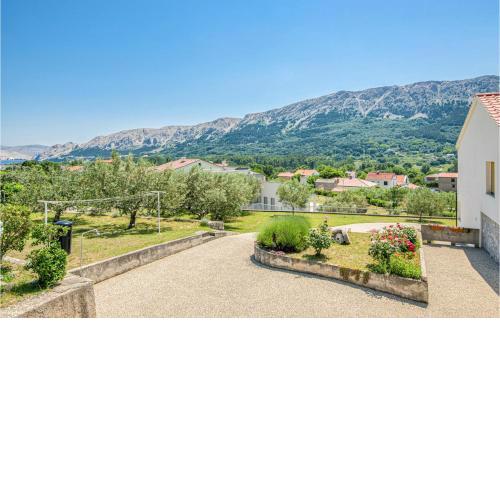 Beautiful Apartment In Jurandvor With Kitchen
