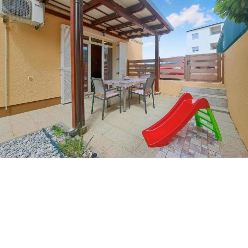 Beautiful Apartment In Pula With Wifi