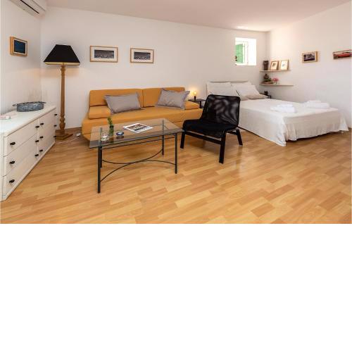 Beautiful Apartment In Rovinj With Kitchen