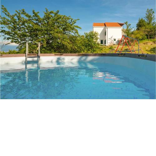 Beautiful Apartment In Veprinac With Wifi