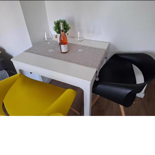 Beautiful apartment SOL-2 for two with balcony