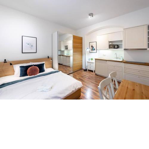 Beautiful Cozy Studio Gem near Old Town