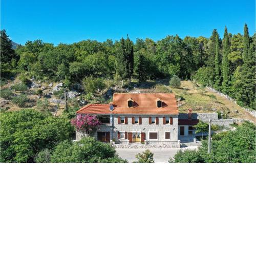 Beautiful Home In Kucice With Kitchen