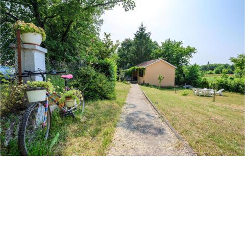 Beautiful Home In Muntrilj With Wifi