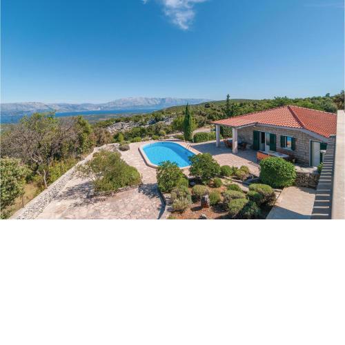 Beautiful Home In Praznica