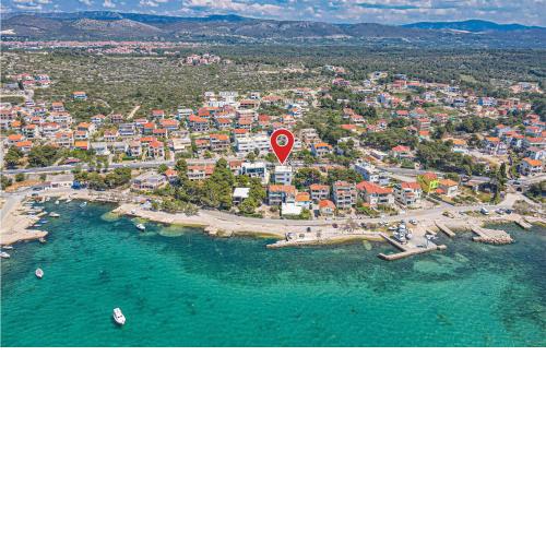Beautiful Home In Sibenik-Brodarica