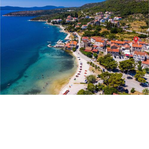 Beautiful Home In Slano With Wifi