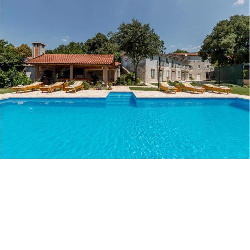 Beautiful Home In Vinjani Donji With Wifi