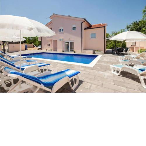 Beautiful Home In Vinjani Gornji With Wifi