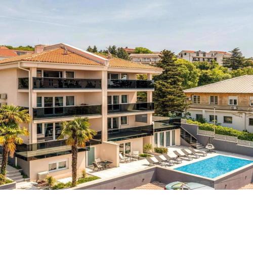 Beautiful home with swimming pool and balcony
