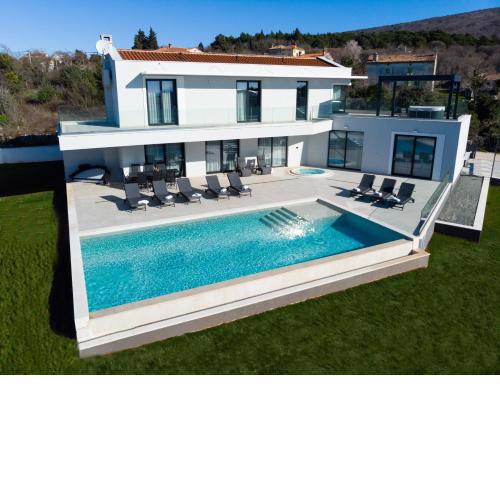 Beautiful Villa Athena