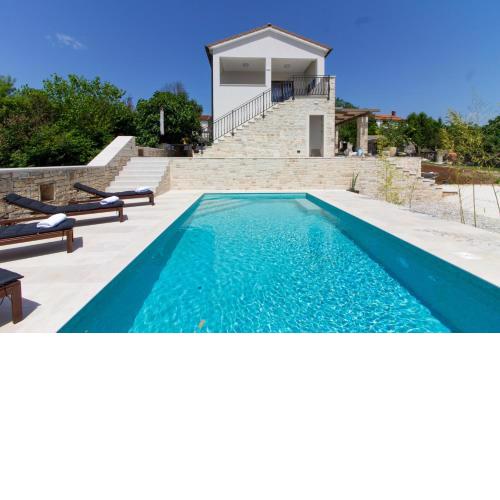 Beautiful villa Irma with private pool near Rovinj