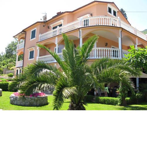 Bed and Breakfast Villa Iris