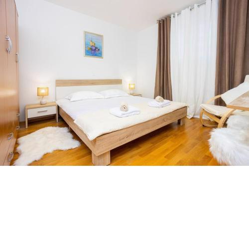 Bella Vista - cozy apartments with easy check-in and free parking