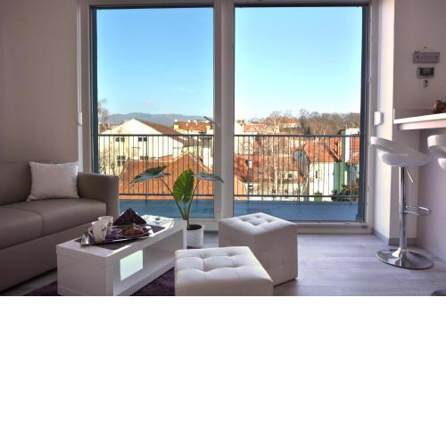 Bellevue Apartment