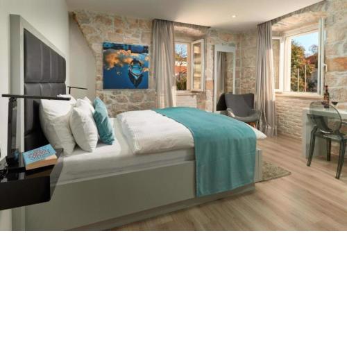 Bernardi Rooms 2