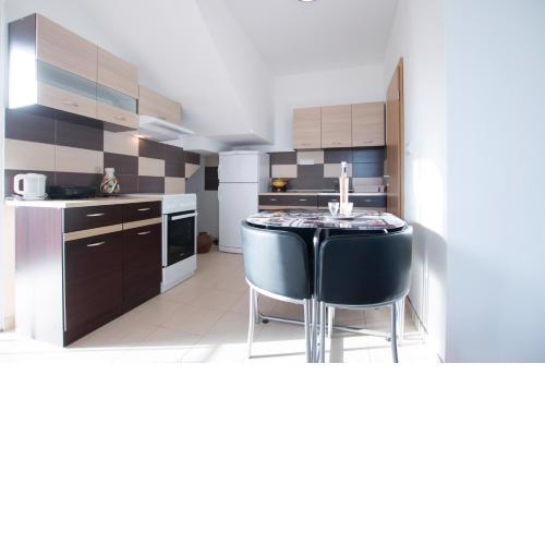 Blue Horizon Apartments