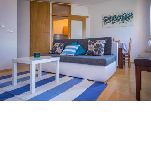 Blue Lake Apartment