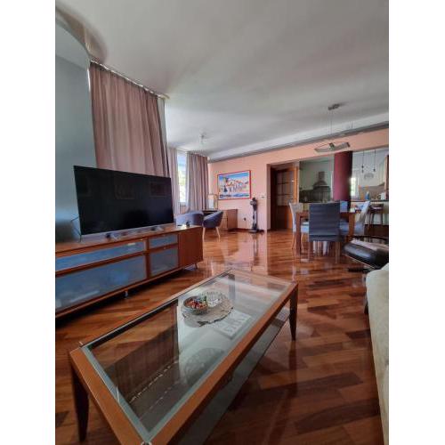 Blue Stella Luxury Apartment