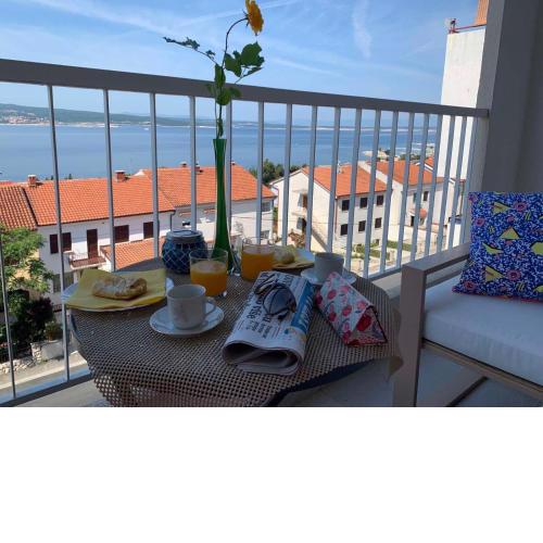 Blue View Apartment