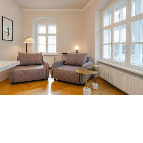 Boutique APT for 4-6 at MQ