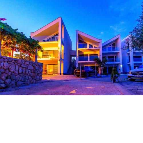 Boutique Villa Nirvana 2, Proboj 25