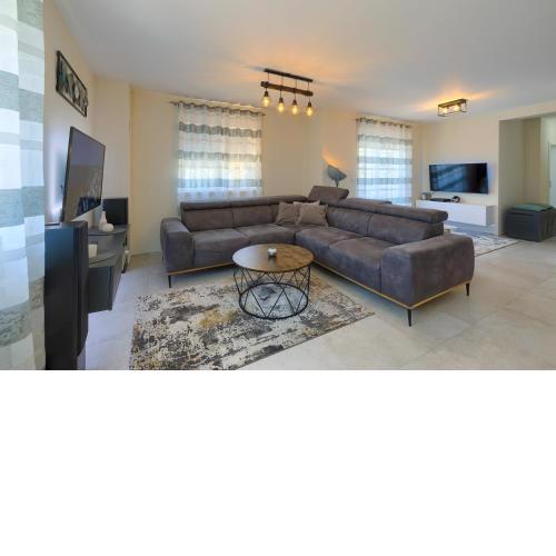 Brand new apartment Excellence