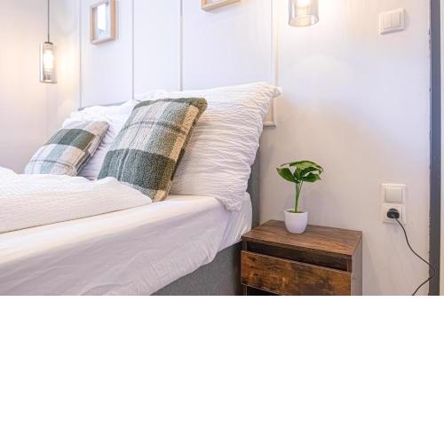 Bright and Modern Room in Meidling District Vienna