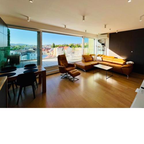 Brno City Center Apartment with parking and a big terrace
