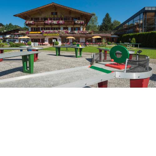 Bruggerhof - Camping, Restaurant, Hotel