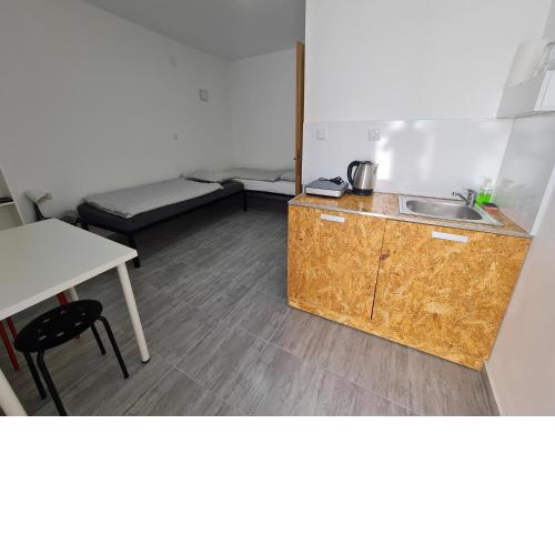 Budget Apartment LeLo Center1